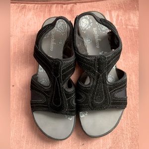 Easy spirit sandals